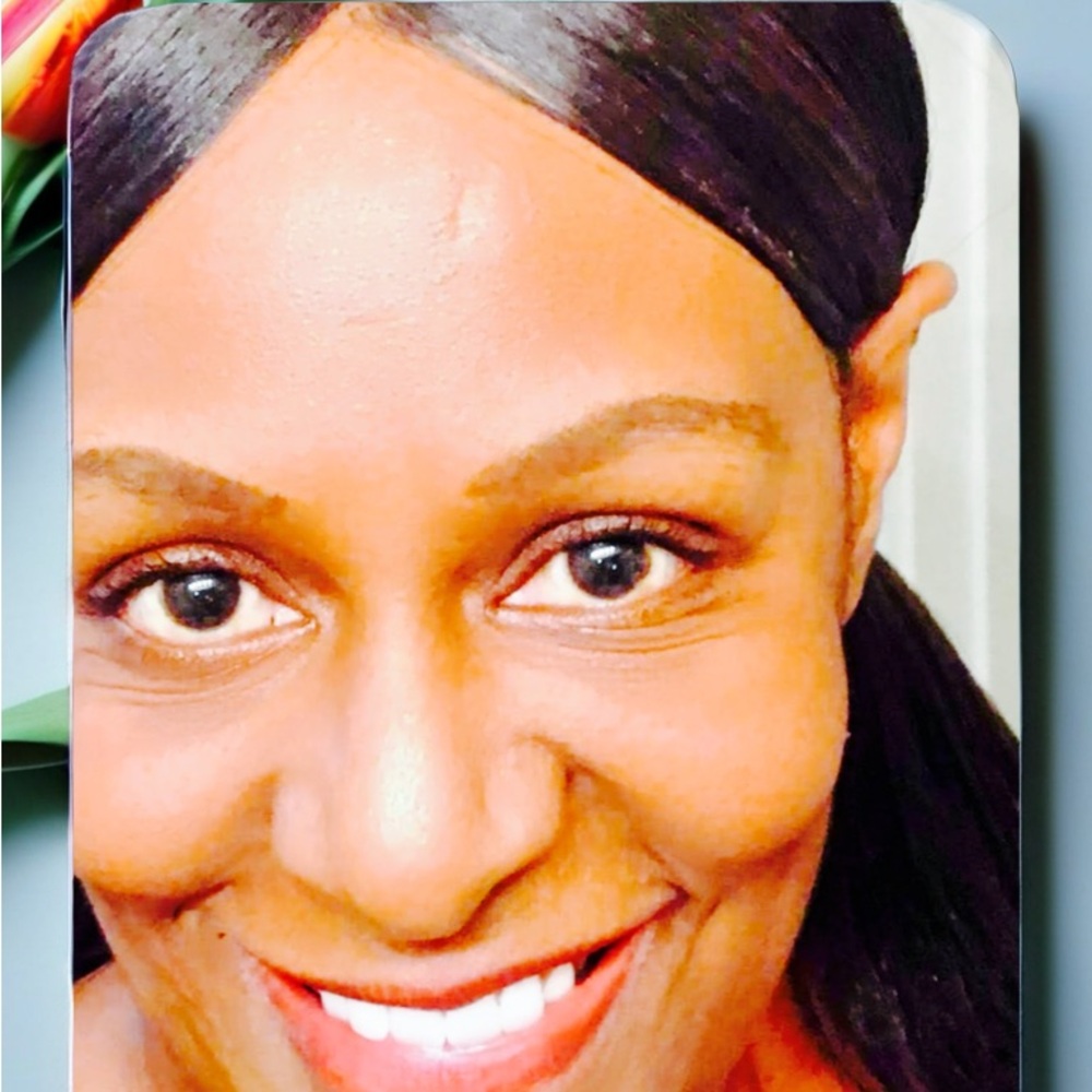 Meet your Posh Ambassador, Paula